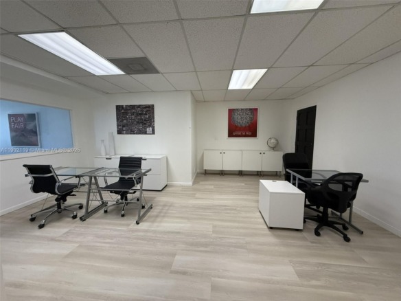 220 Miracle Mile # B216, Coral Gables FL 33134 — #A11902119