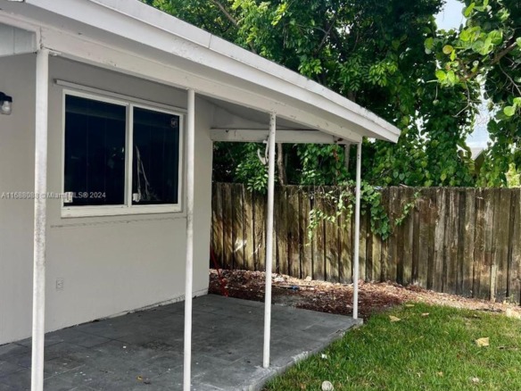 2419 Lincoln St # 23B, Hollywood FL 33020 — #A11688088
