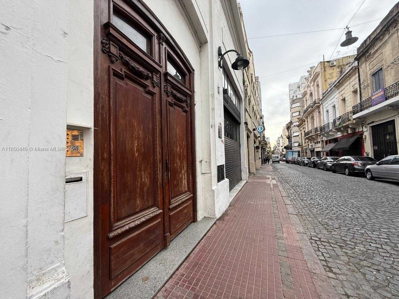1ad5be0d-1077 945 Defensa St San Telmo, FL 945 — #A11850449