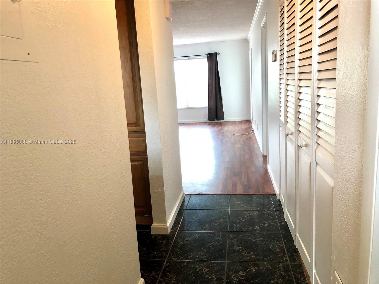 1ad5be0d-1093 8121 SW 24th Ct # 304, Davie FL 33324 — #A11885066