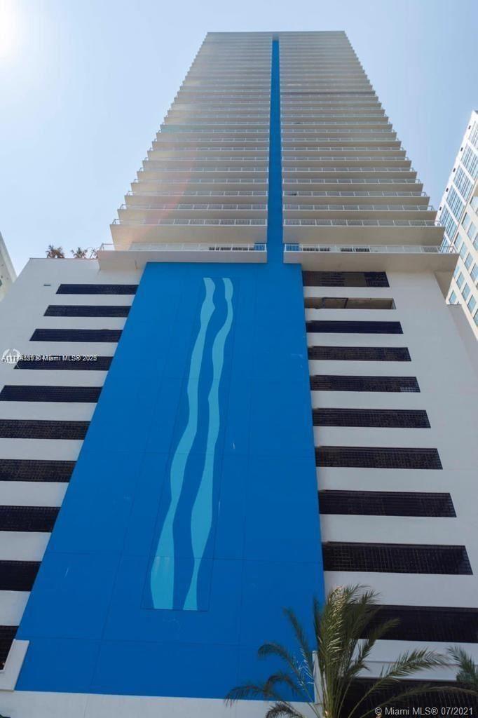 1200 Brickell Bay Dr # 3924, Miami FL 33131 — #A11748559