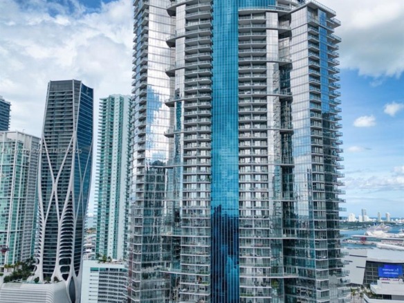 851 NE 1st Ave # 806, Miami FL 33132 — #A11897032