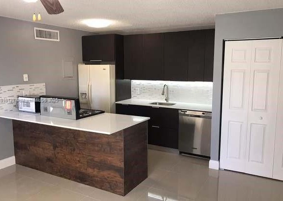 637 Executive Center Dr # N107, West Palm Beach FL 33401 — #A11916120