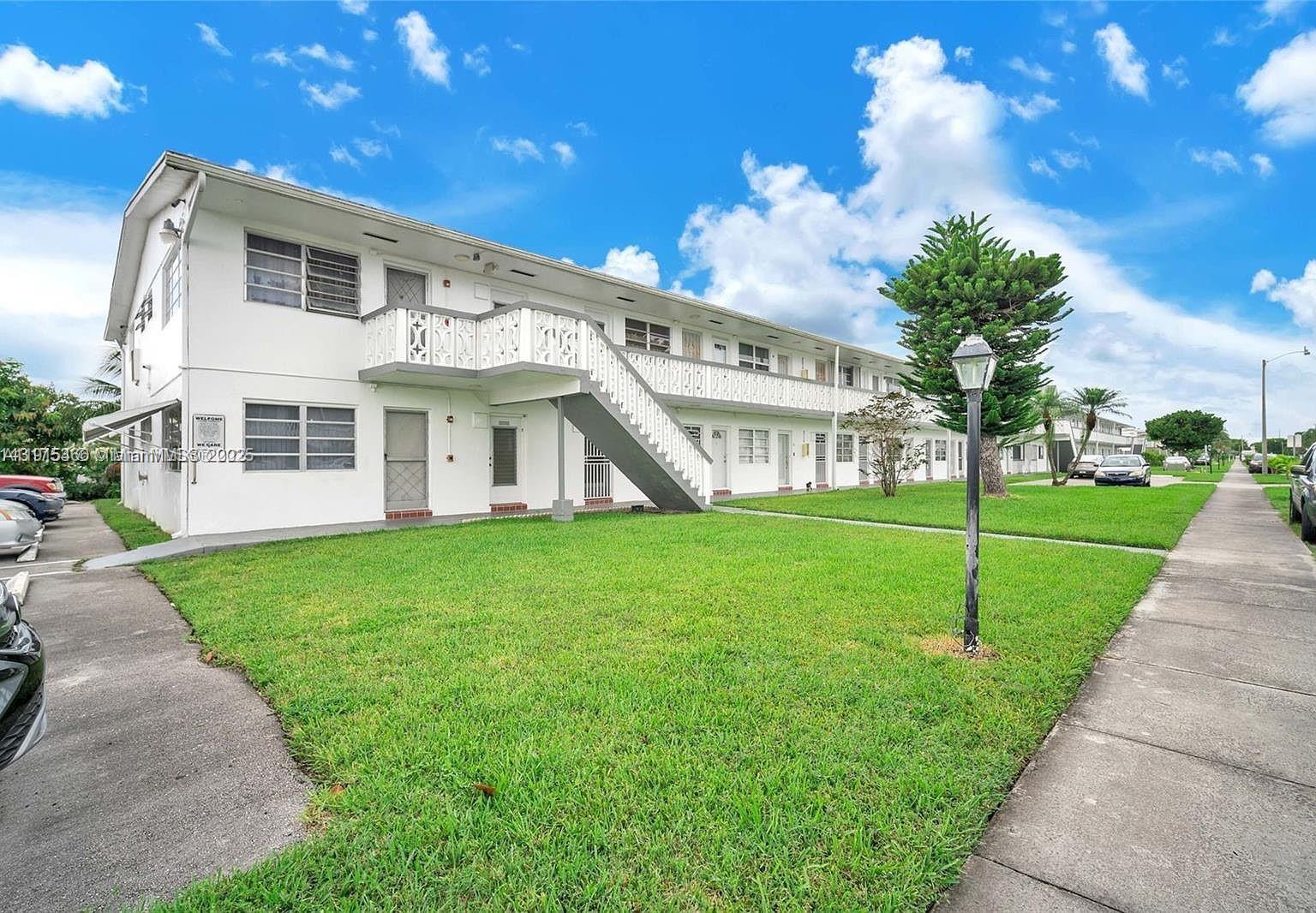 122 NE 204th St # 3, Miami Gardens FL 33179 — #A11915466