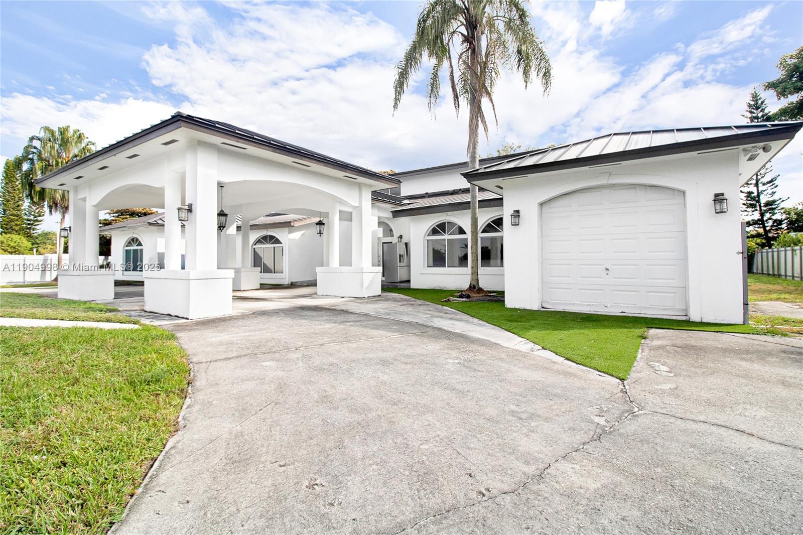 425 SW 129th Ave, Miami FL 33184 — #A11904998