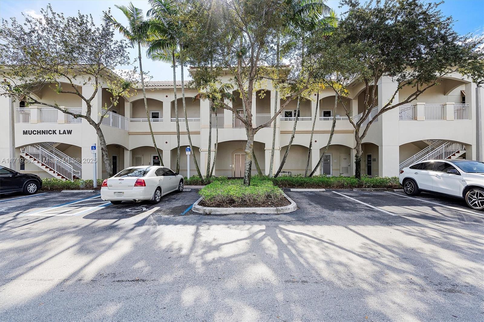 1ad5be0d-1254 2883 Executive Park Dr # 200, Weston FL 33331 — #A11719382