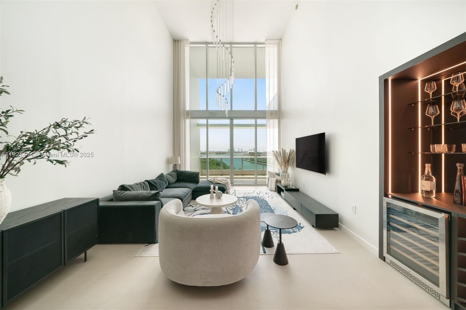 900 Biscayne Blvd # 905, Miami FL 33132 — #A11921414