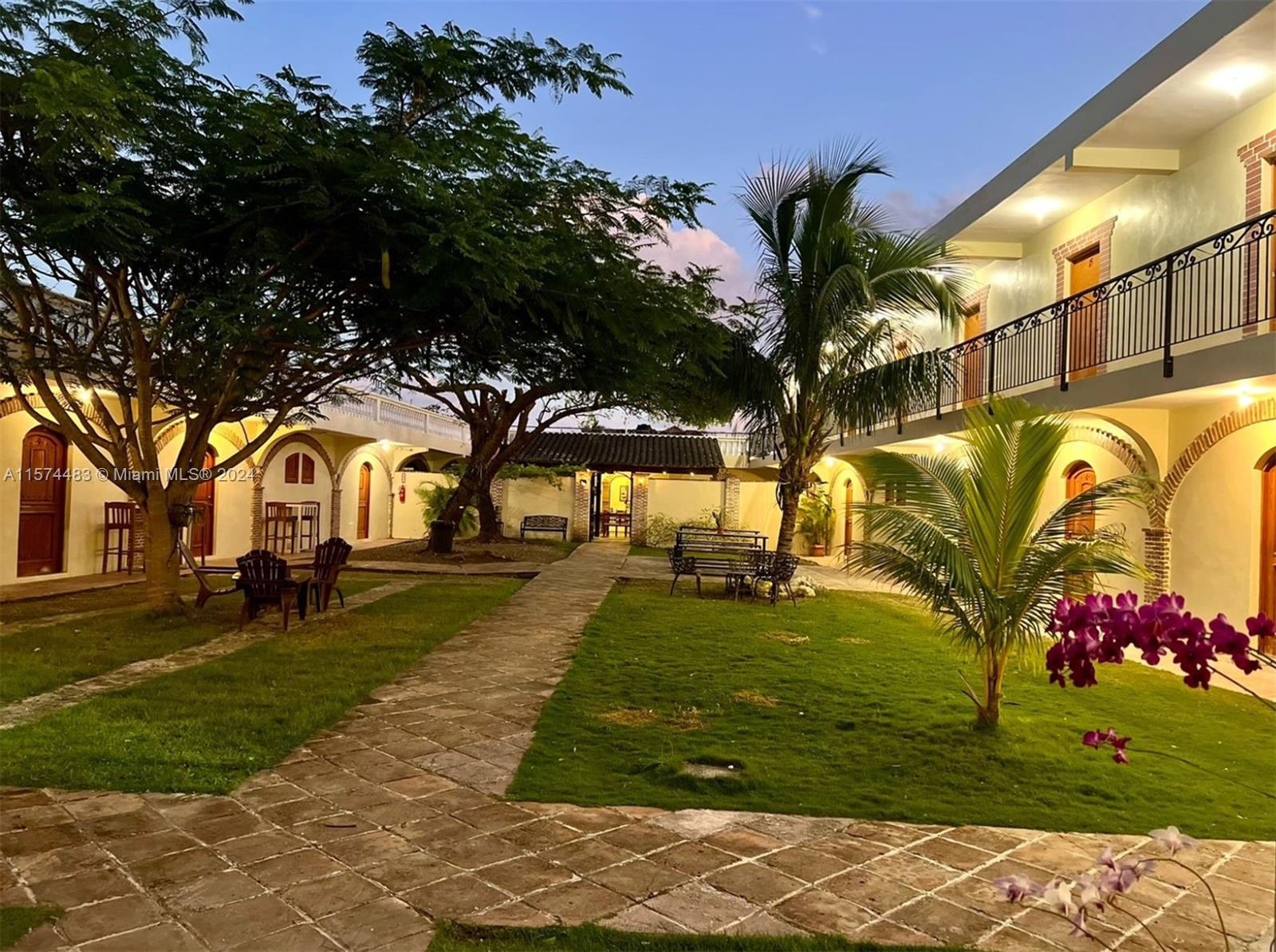 1ad5be0d-128 3 Yamili, Pc — #A11574483