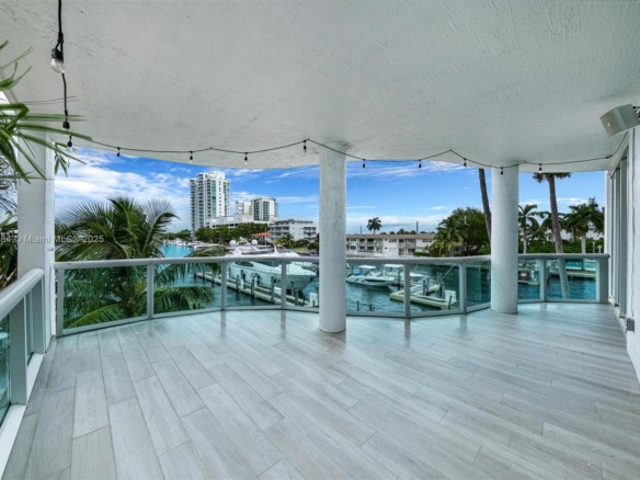 7918 Harbour Island Dr # 207, North Bay Village FL 33141 — #A11910684