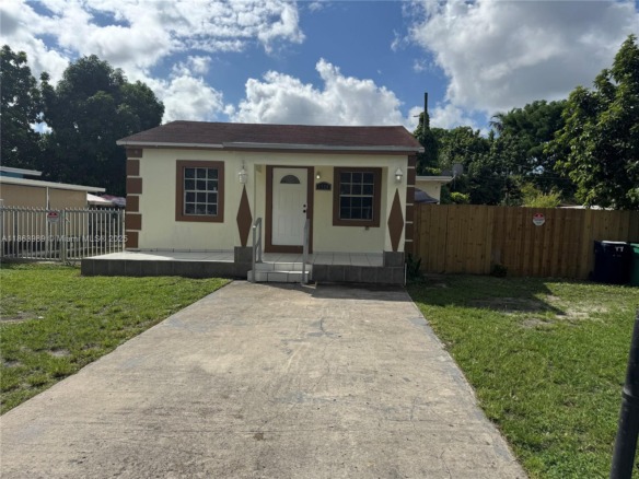 1178 NW 105th Ter, Miami FL 33150 — #A11863989