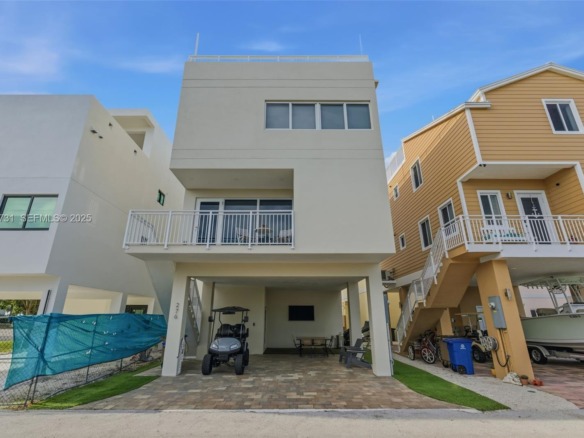94825 Overseas hwy 276, Key Largo FL 33037 — #A11922731