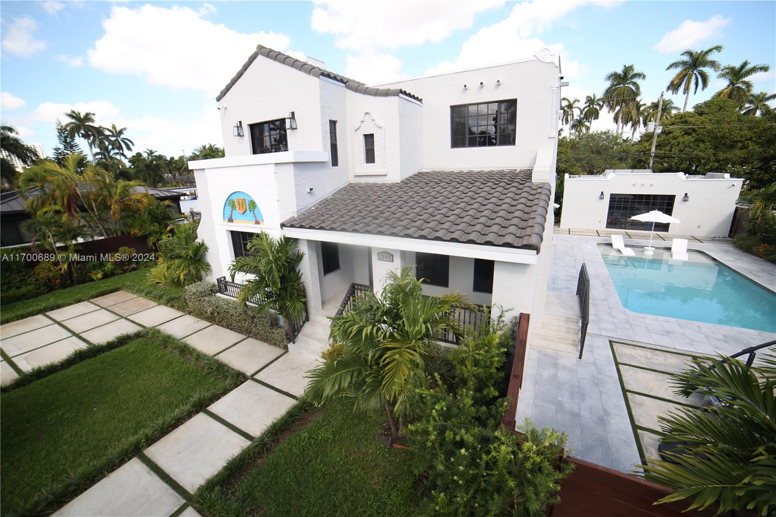 1ad5be0d-1319 1345 Hollywood Blvd, Hollywood FL 33019 — #A11700689