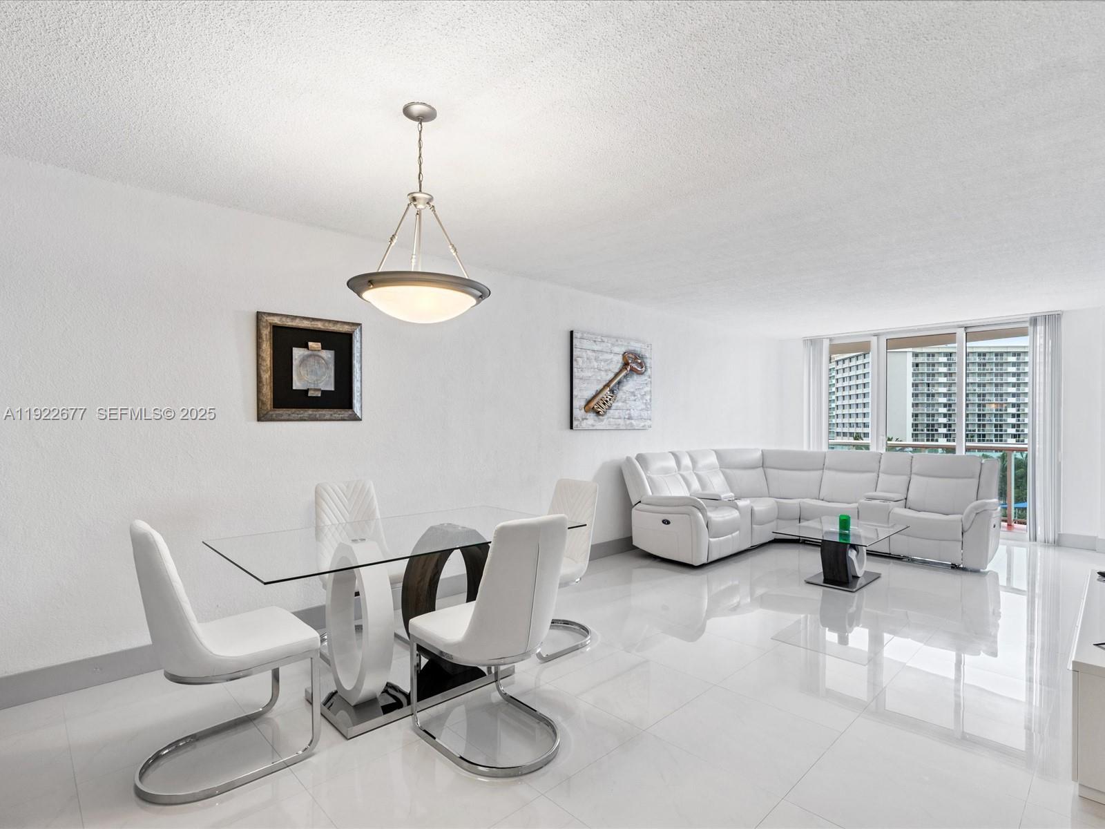 1ad5be0d-1320 19370 E Collins Ave # 625, Sunny Isles Beach FL 33160 — #A11922677
