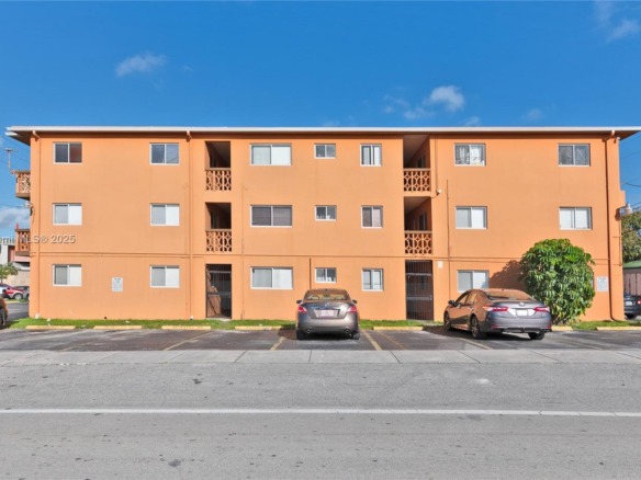 2330 NW 11th St # 46, Miami FL 33125 — #A11899272