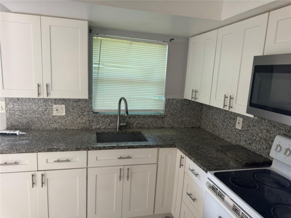 2029 NW 59th Ave # 1, Lauderhill FL 33313 — #A11924326
