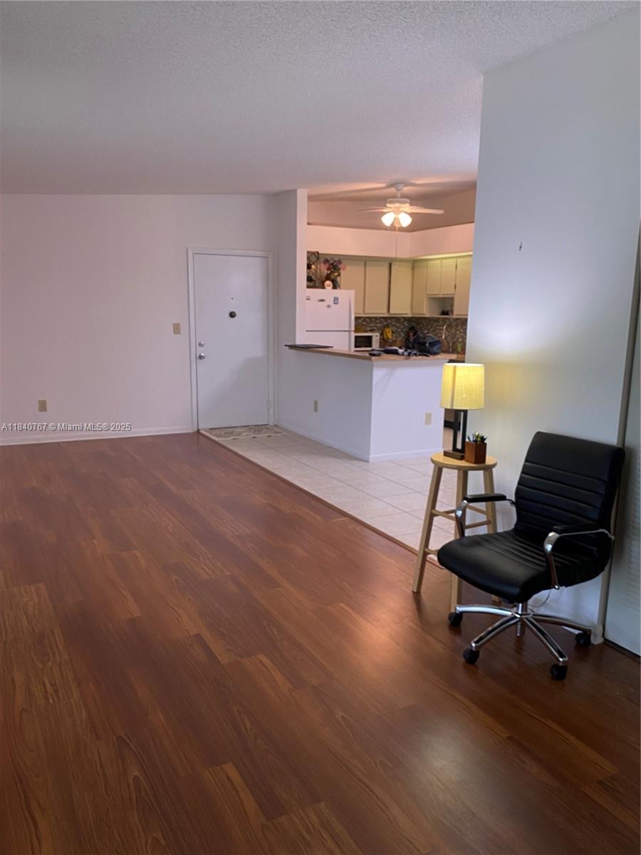 1ad5be0d-1371 10407 E Clairmont Cir # 210, Tamarac FL 33321 — #A11840767
