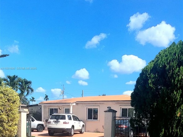 2145 SW 76th Ave, Miami FL 33155 — #A11921690