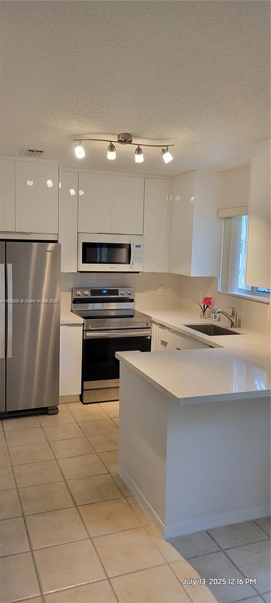 1ad5be0d-1469 2125 NW 77th Way # 201, Pembroke Pines FL 33024 — #A11838288