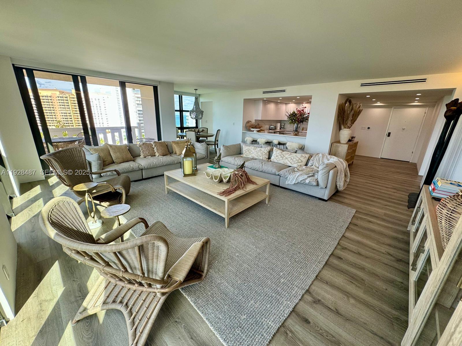 1ad5be0d-1534 1121 Crandon Blvd # E1001, Key Biscayne FL 33149 — #A11928487