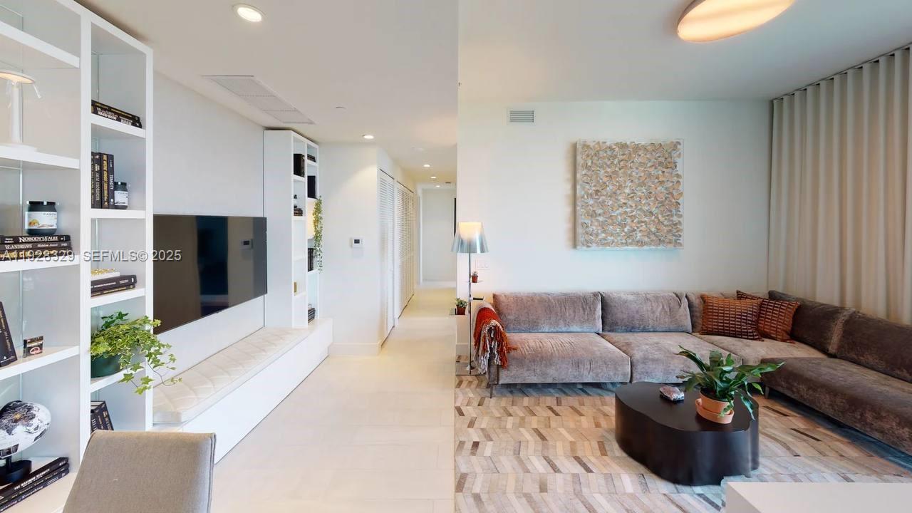 2000 Metropica Way # 1701, Sunrise FL 33323 — #A11928329