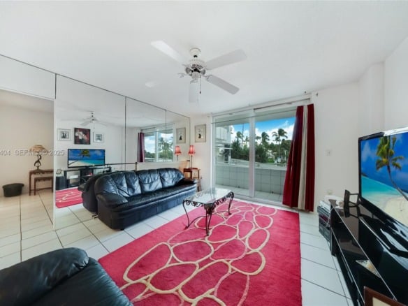 465 Ocean Dr # 224, Miami Beach FL 33139 — #A11927404