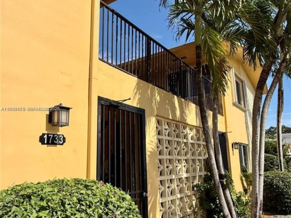 1733 Mayo St # 2, Hollywood FL 33020 — #A11930155