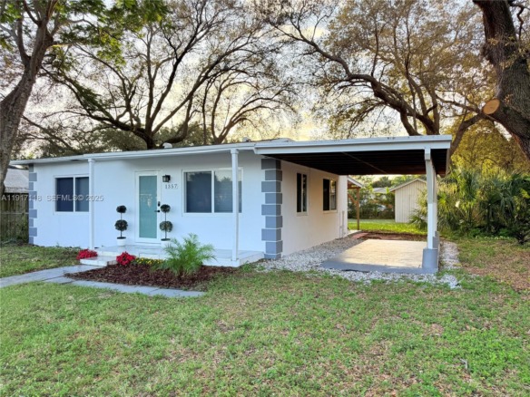 1357 SW 22nd Ter, Fort Lauderdale FL 33312 — #A11917118