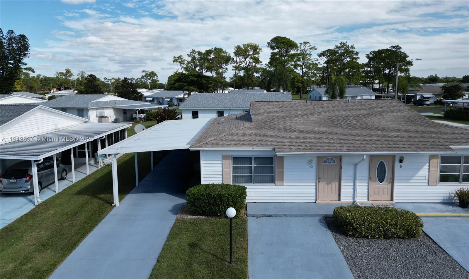 10 DAWN FLOWER, Lehigh Acres FL 33936 — #A11912897