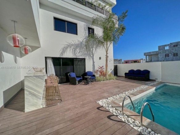 Calle 1A, Res. Romana, Playa Caleta, La Romana, Rep Dominicana, DR — #A11929878