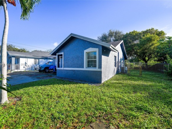 634 NW 15th Ave, Fort Lauderdale FL 33311 — #A11928383