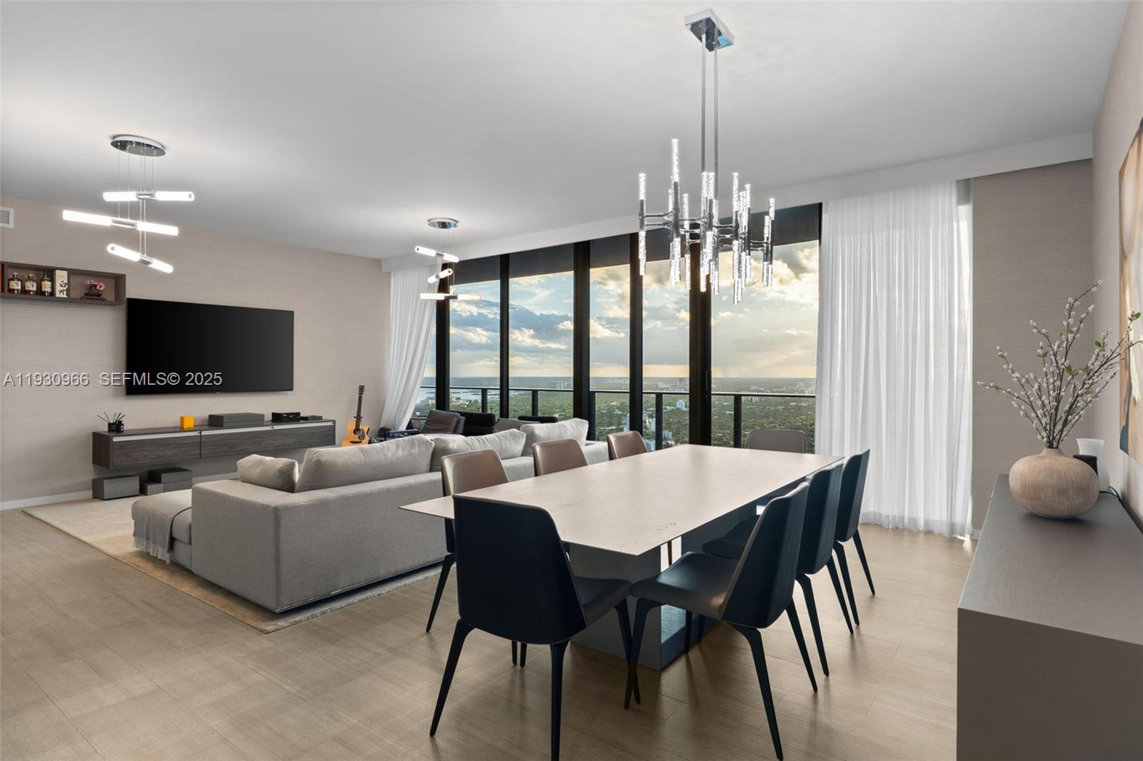 1000 Brickell Plz, Miami FL 33131 — #A11930966