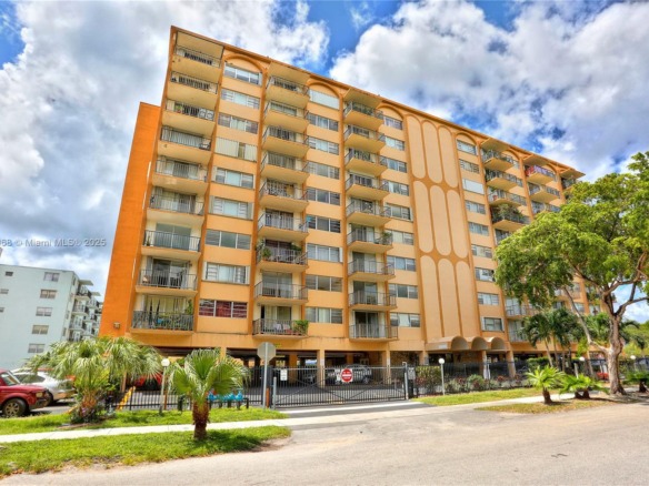 1470 NE 125th Ter, North Miami FL 33161 — #A11875068