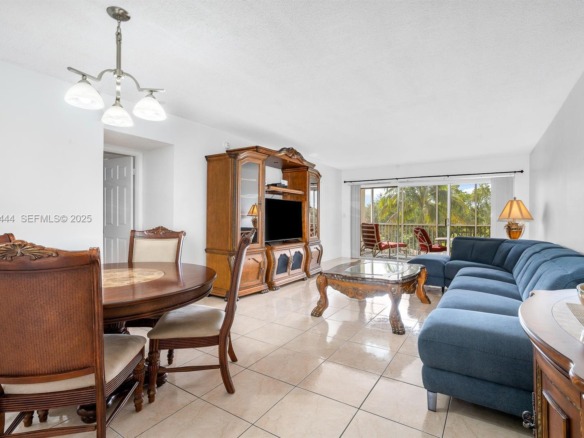 2800 N Palm Aire Dr # 309, Pompano Beach FL 33069 — #A11932444