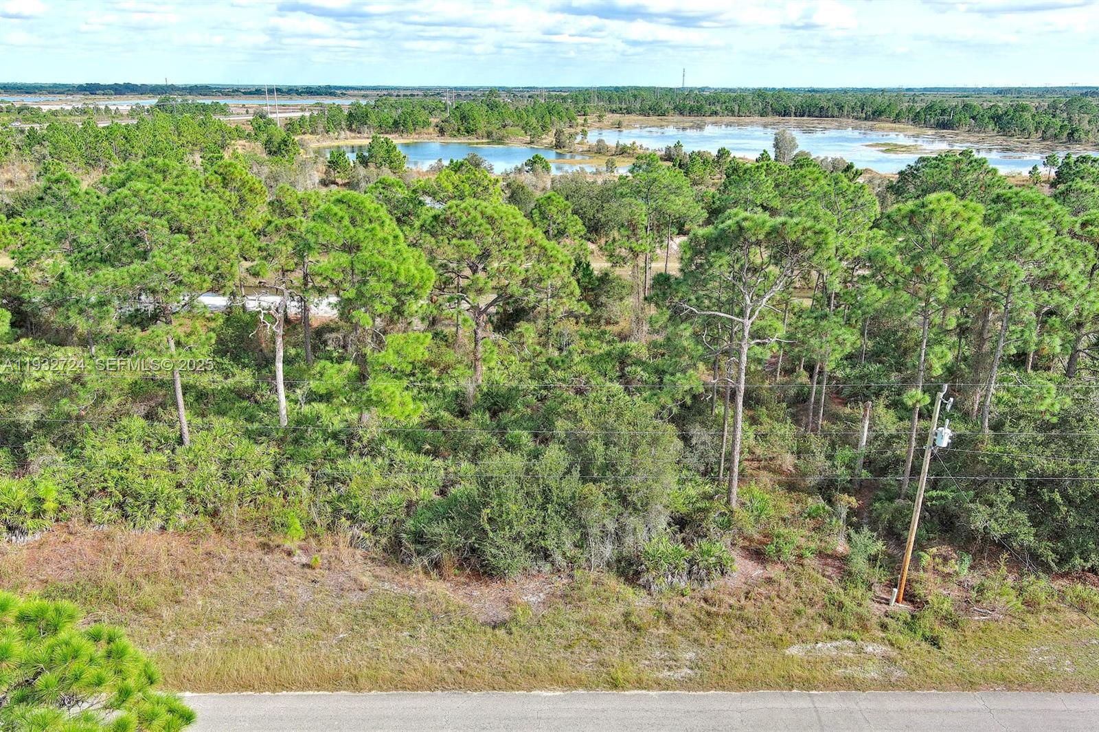 1ad5be0d-1714 1261 NAPLES AVE S, Fort Myers FL 33913 — #A11932724