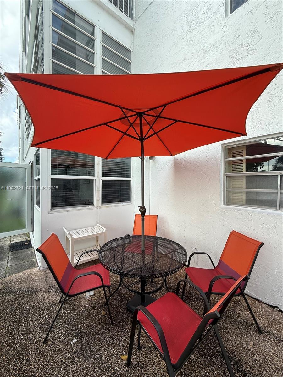 1ad5be0d-1719 4270 NW 40th St # 109, Lauderdale Lakes FL 33319 — #A11932721