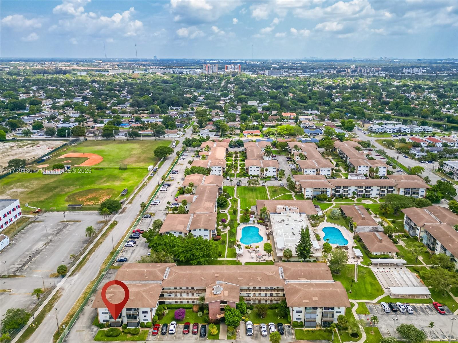 1ad5be0d-175 16801 NE 13th Ave # 101, Miami FL 33162 — #A11739480