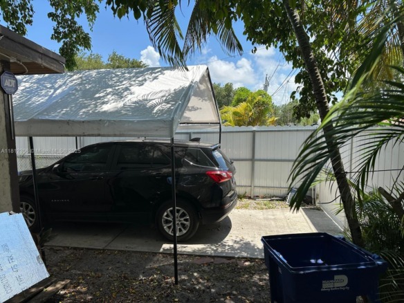 544 NW 96th St, Miami FL 33150 — #A11812306