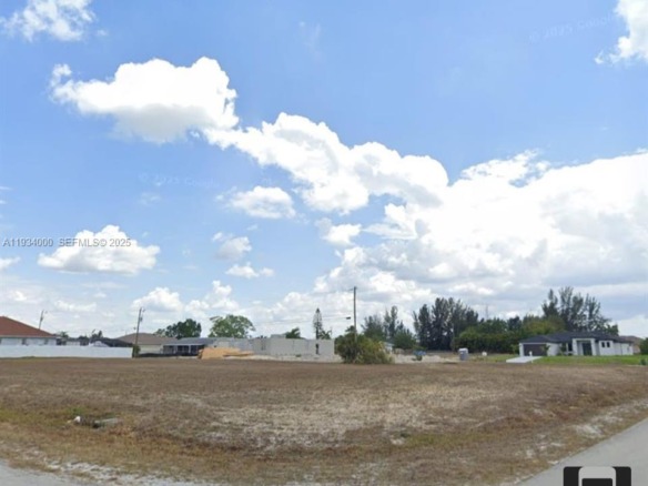 302 NE 10 ST, Cape Coral FL 33909 — #A11934000