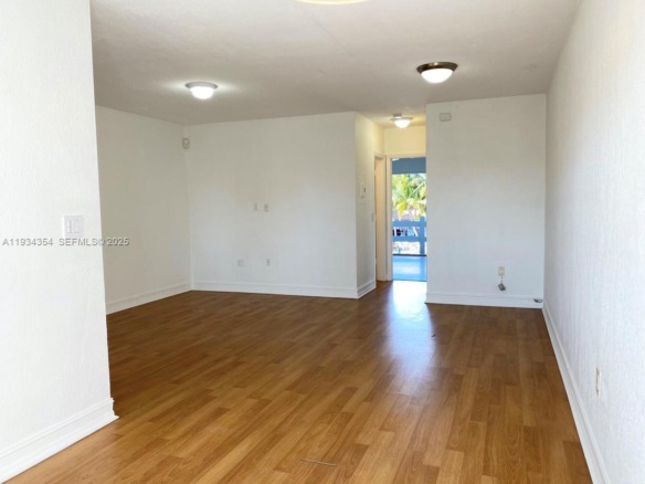 2185 NE 123rd St # 204, North Miami FL 33181 — #A11934354