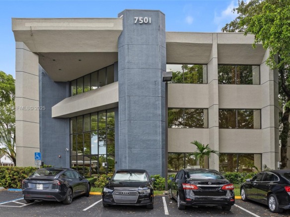 7501 W Oakland Park Blvd, Lauderhill FL 33319 — #A11935406