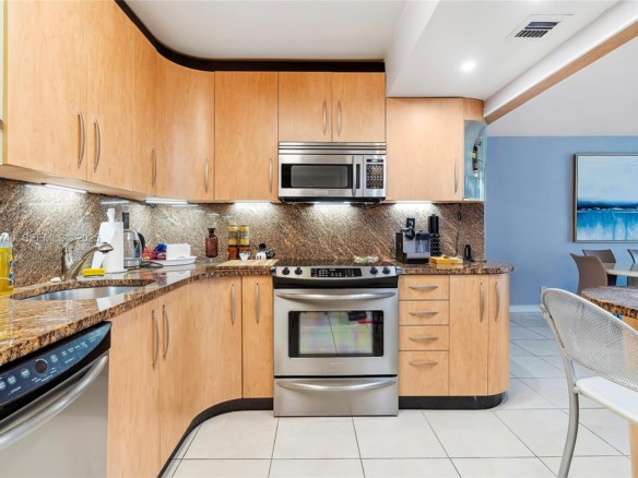 1400 S Ocean Dr # 802, Hollywood FL 33019 — #A11935740