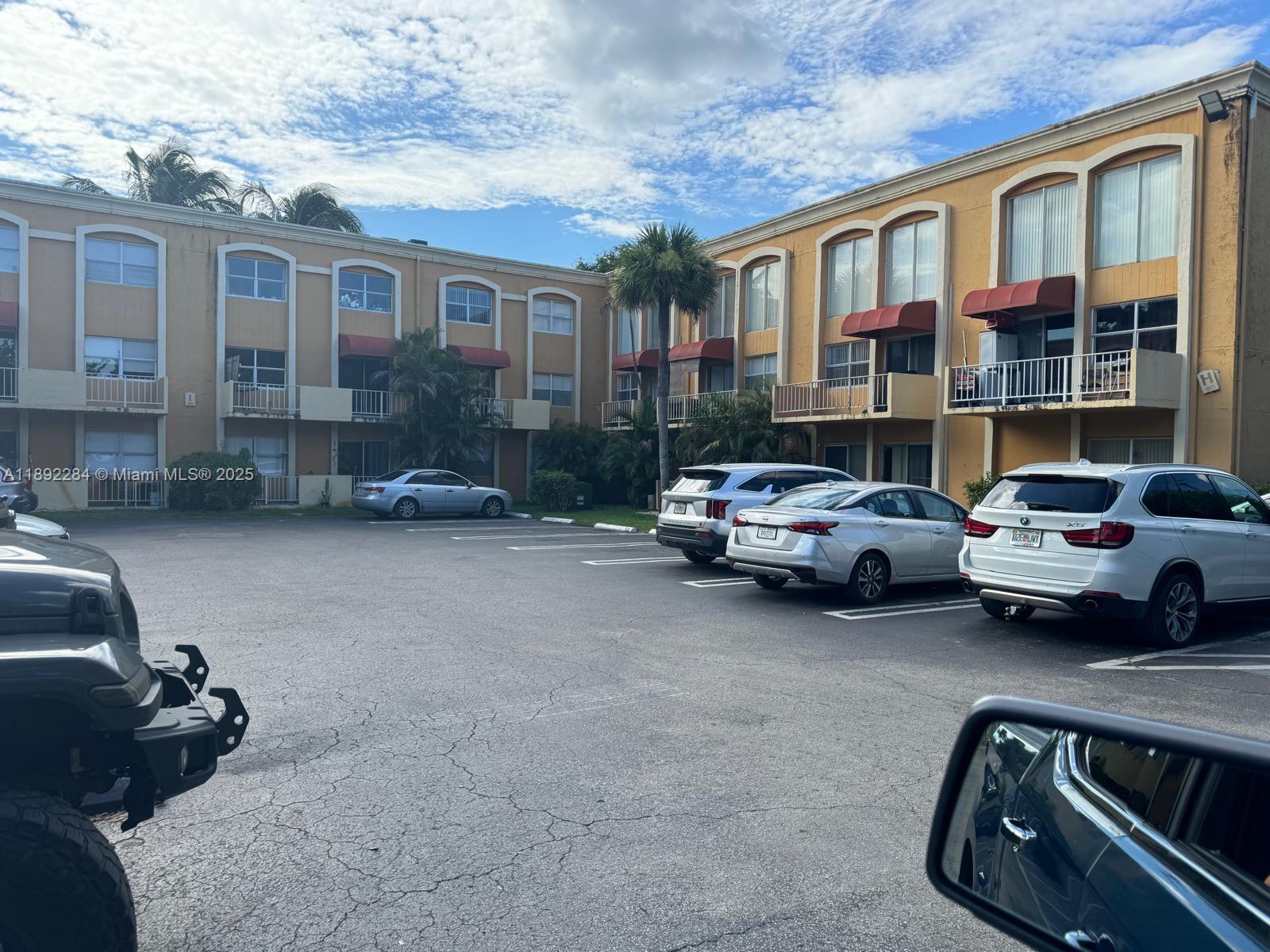 1ad5be0d-1915 18101 NW 68th Ave # D207, Hialeah FL 33015 — #A11892284