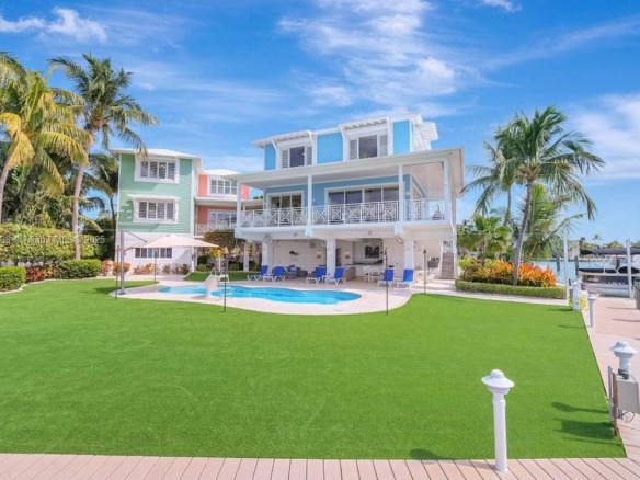162 Bayview Dr, Islamorada FL 33036 — #A11800398