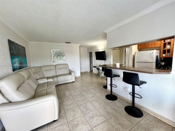 4050 NW 135th St # 11, Opa-Locka FL 33054 — #A11814558