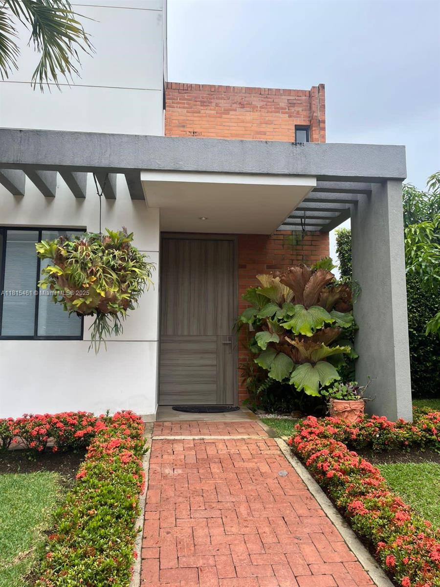 1ad5be0d-197 Carrera 121B 4C-49 casa 16, C0 760031 — #A11815461