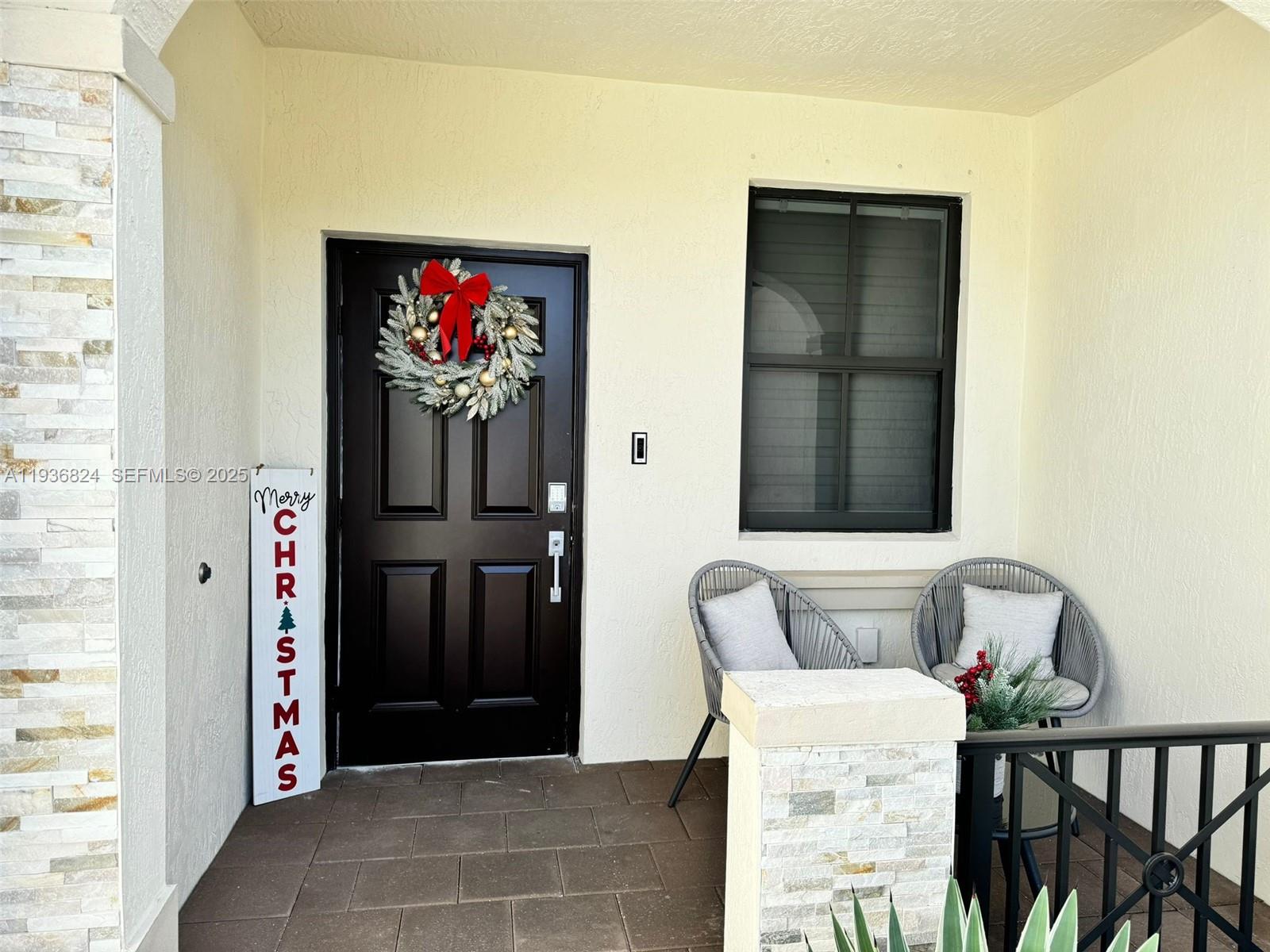 1ad5be0d-1972 Listing #A11936824
