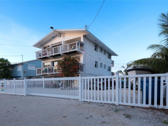 440-442 48th Street Ocean, Marathon FL 33050 — #A11841247