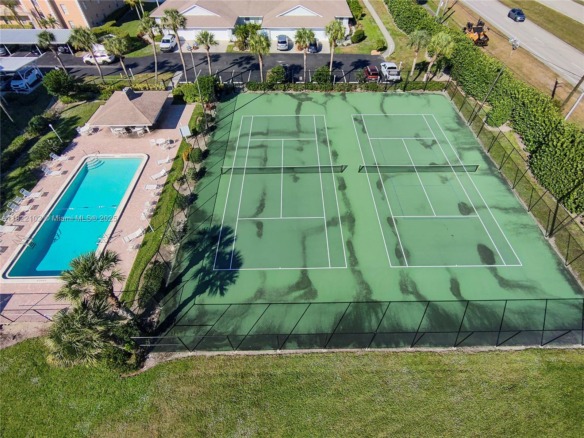 9610 VICTORIA LANE # D202, Naples FL 34109 — #A11922102