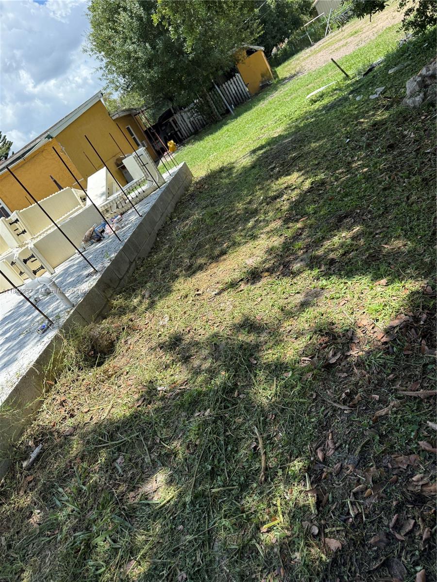1ad5be0d-2037 2180 Towles St., Other City – In The State Of Florida FL 33916 — #A11845297