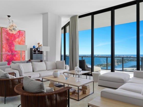 1000 Biscayne Blvd # 4901, Miami FL 33132 — #A11907510